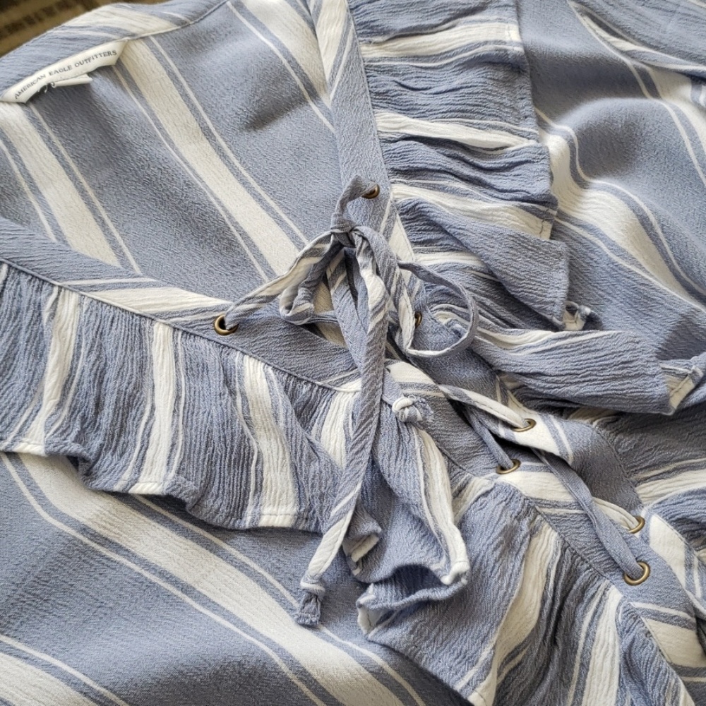 AEO NWOT Stripe Ruffle Laced Bell Sleeve Top - Picture 5 of 6